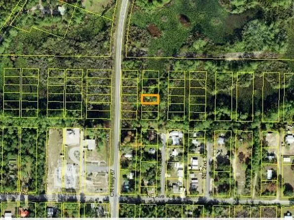 1307 NE 1st St #10, Carrabelle, FL 32322