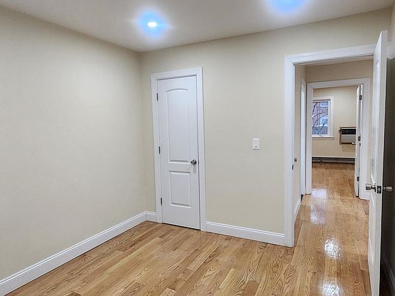 5th image of 137-87 70th Ave