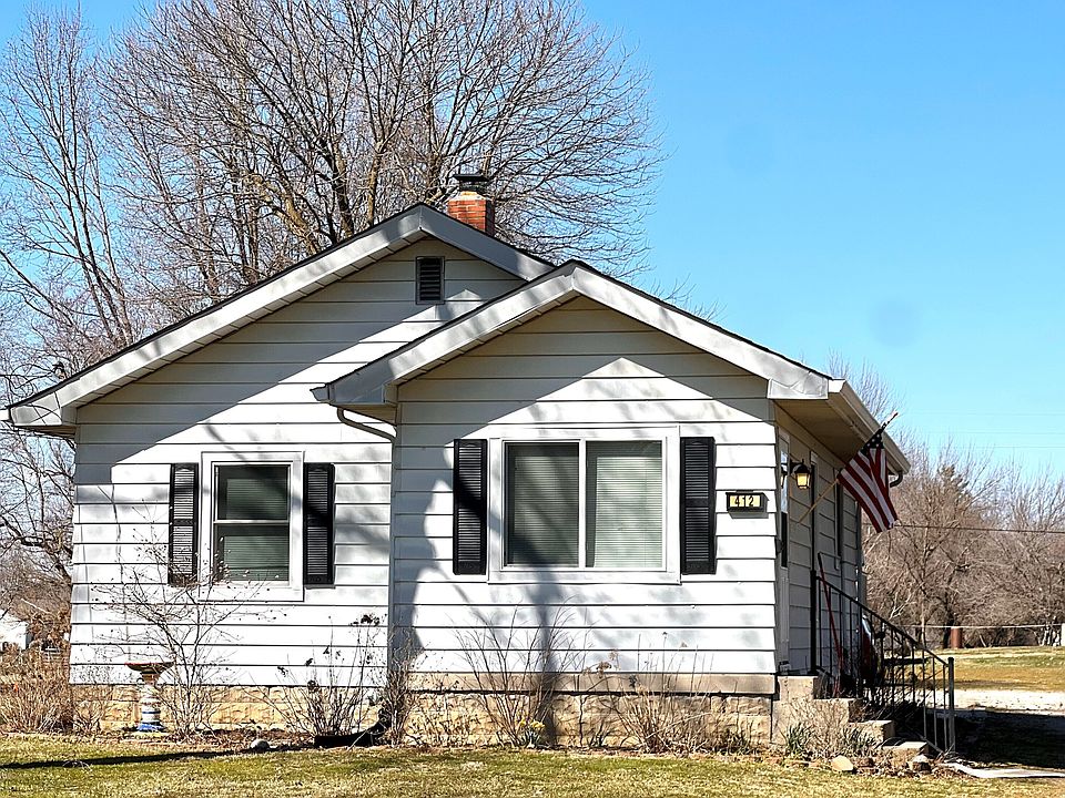 1st image of 412 W Epler Ave