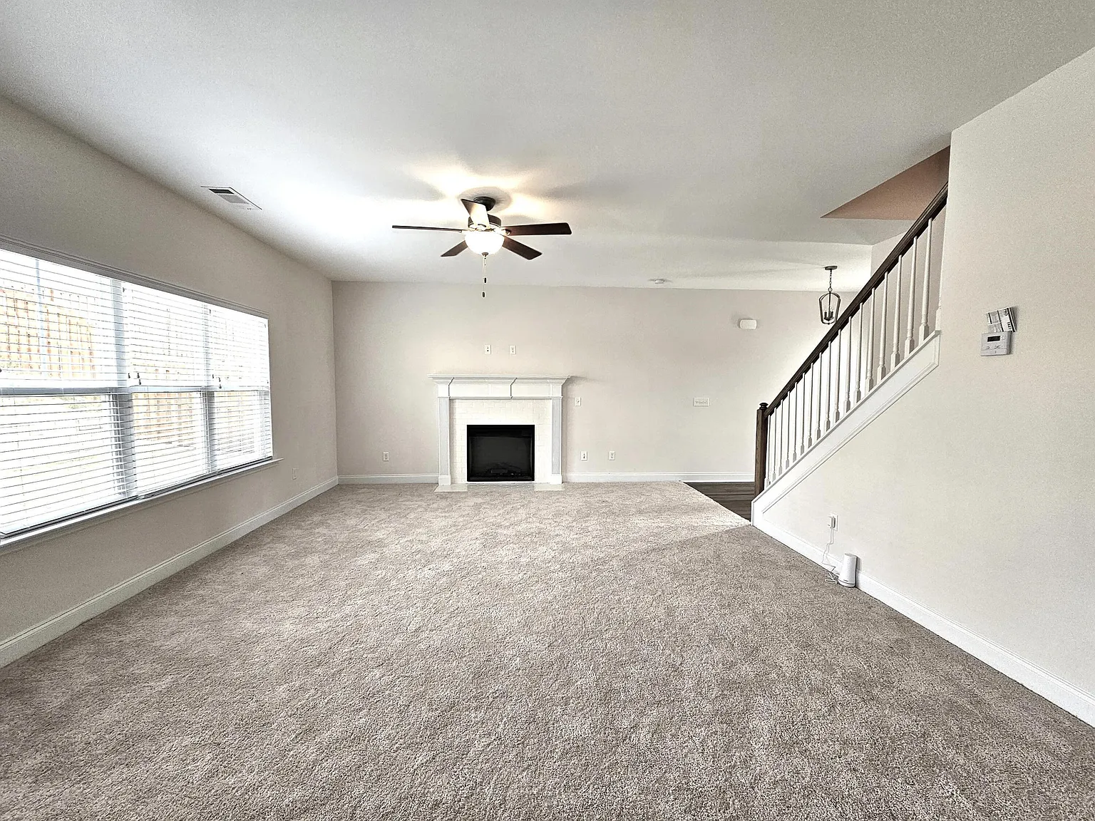 4 bed, 2.5 bath, 1745 sqft, $1,950 — Photo 2