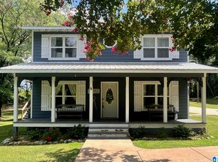1555 6th Ave, Calera, AL 35040