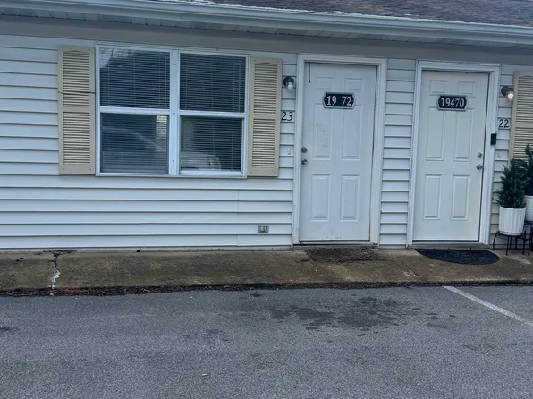 19472 Manchester Dr, Bristol, VA 24202