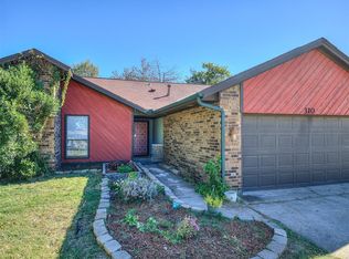 310 Bent Tree Dr, Midwest City, OK 73130