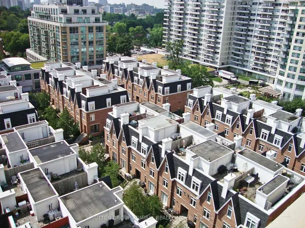 89 Lillian St Unit 27, Toronto, ON M4S 2H7