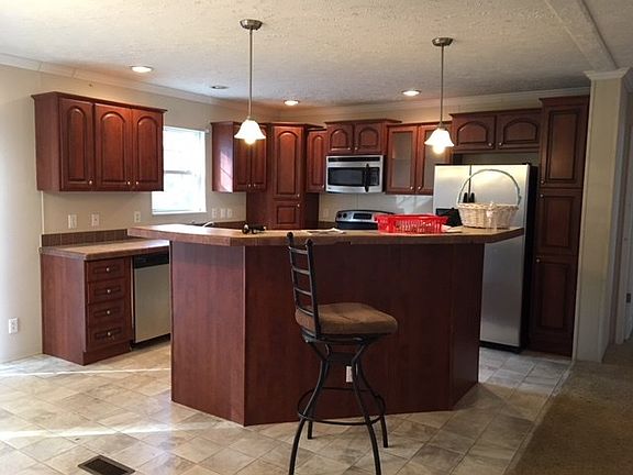 2nd image of 125 Twin Branch Dr