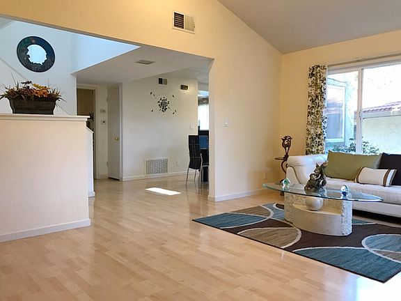 3rd image of 10251 Miller Ave