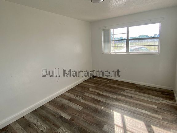 3rd image of 3100 Orange Center Blvd #Boulevard4