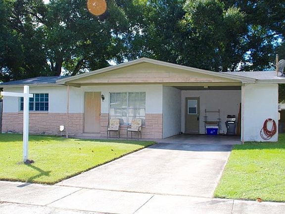 2nd image of 322 Country Club Dr