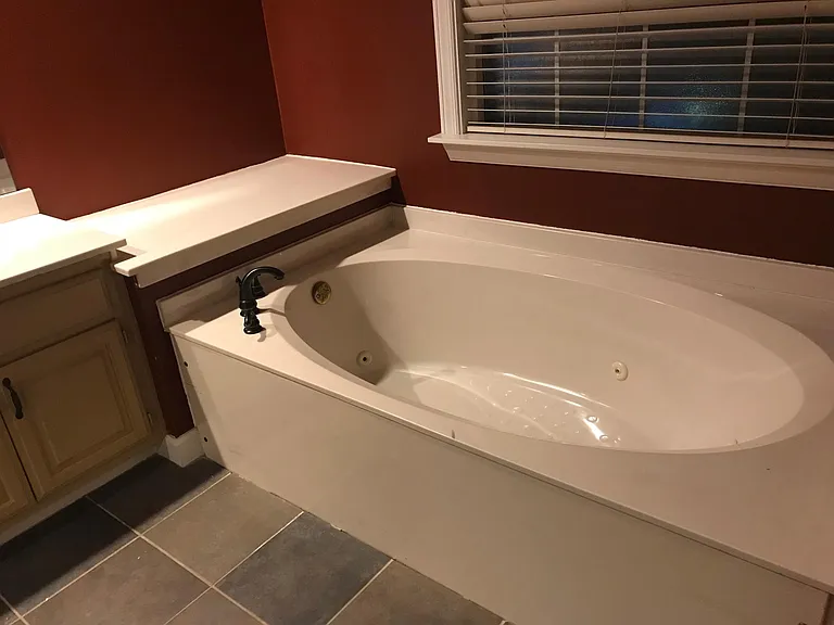 4923 Marlos Dr NE — Photo 3