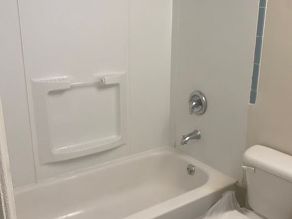 5th image of 1855 Burnet Ave #11403843