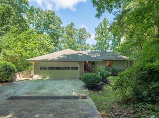 3182 Lake Ranch Cir, Gainesville, GA 30506