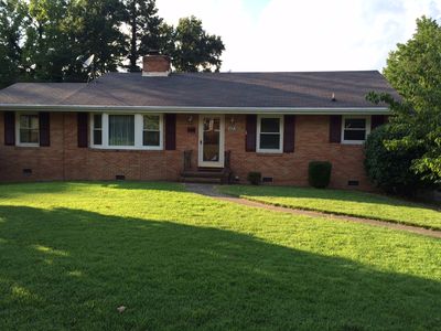 612 Walnut Ave, Colonial Heights, VA, 23834