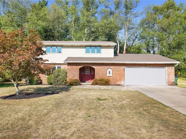 7336 Ashburton Cir NW, Canton, OH 44720