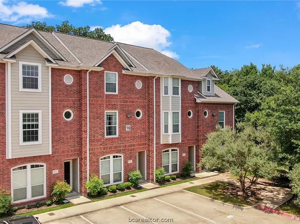 305 Holleman Dr #1606, College Station, TX 77840