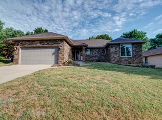1729 W Highland St, Springfield, MO 65807