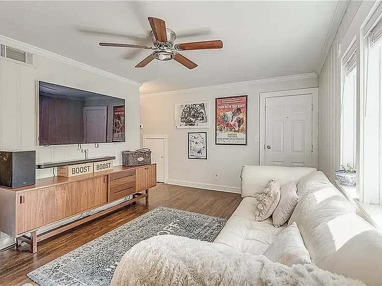 706 Charles Allen Dr NE #B — Photo 9