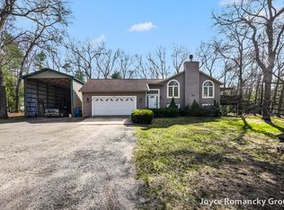 850 W White Lake Dr, Twin Lake, MI 49457