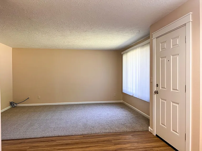 2150 Nougat Ct SE — Photo 6