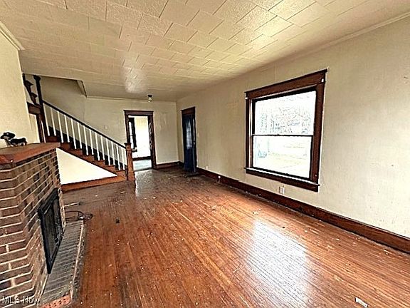 4th image of 503 N Charles St