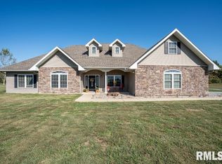 181 Hanover Ln, Murphysboro, IL 62966