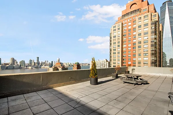 Rented by LG Fairmont Group | media 6