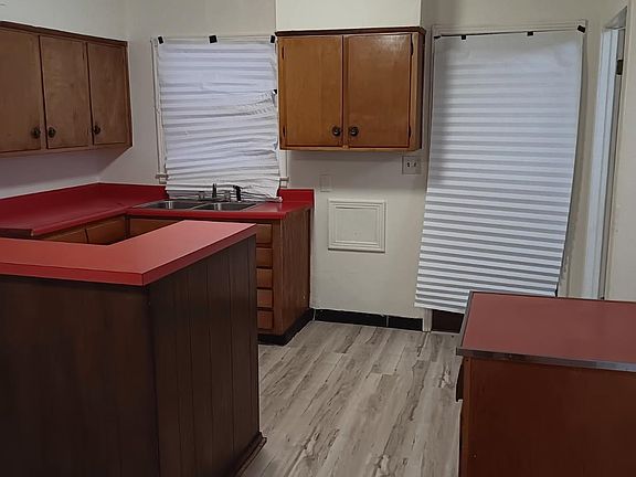 5th image of 1852 Patrick Rd