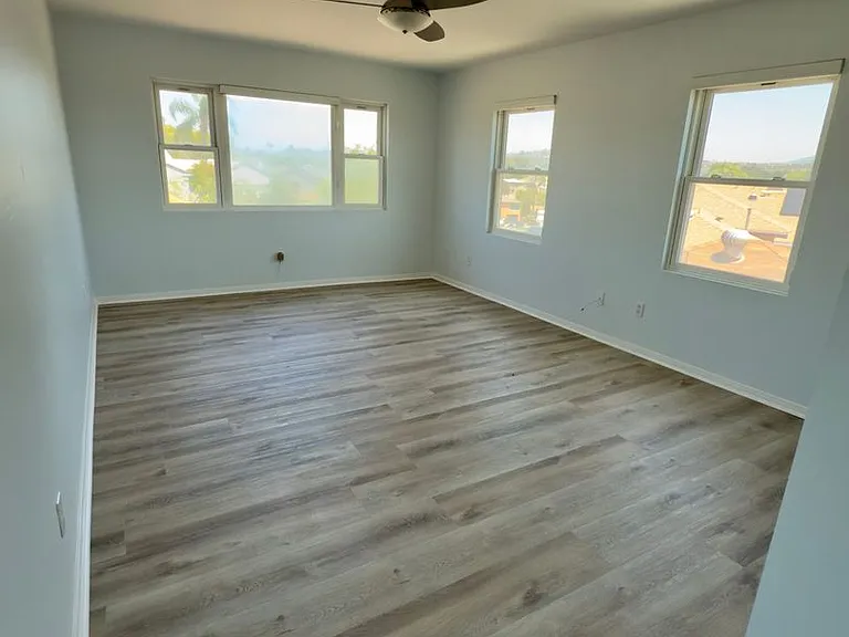 4572 Valencia Dr — Photo 10