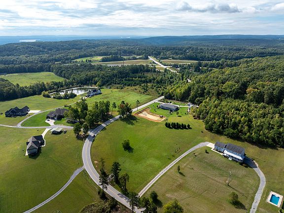 5th image of 13103 Jones Gap Rd