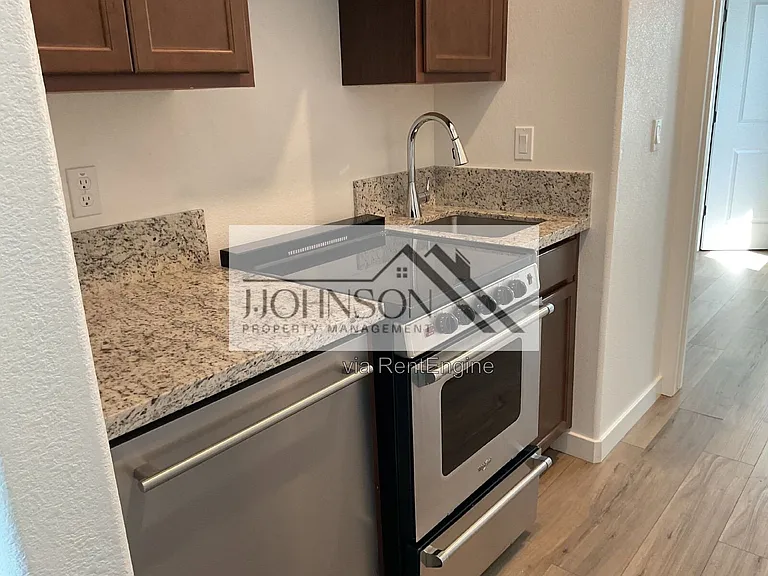 2253 Monferrato St #2 — Photo 2