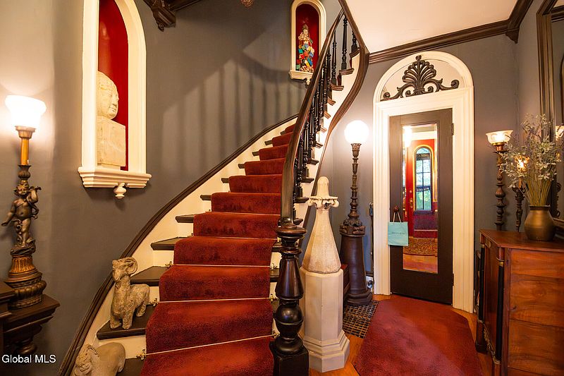 5th image of 14 Pearl Street
