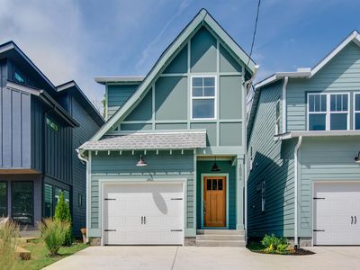 1609A Porter Rd, Nashville, TN, 37206