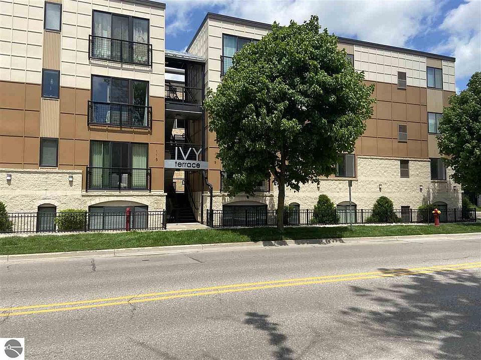1st image of 119 E 8th St APT 4