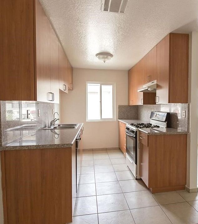 1st image of 316 E Santa Anita Ave