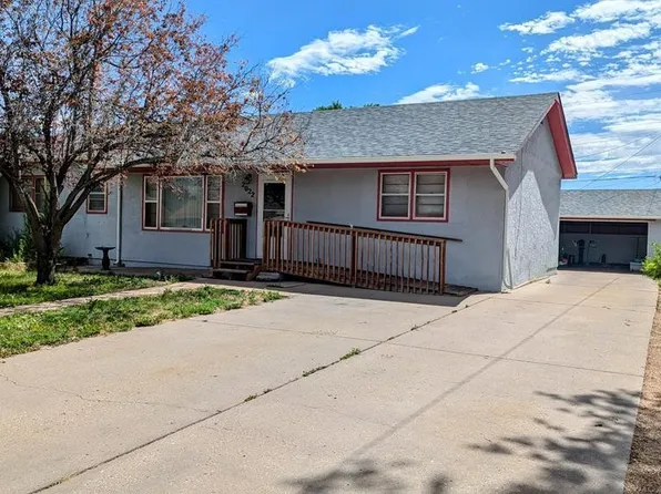 2022 Hollywood Dr, Pueblo, CO 81005