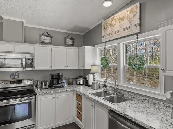 2486 Long Neck Dr, Denver, NC 28080