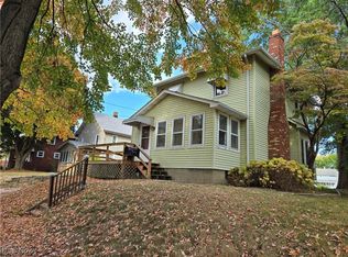 888 Seneca St NE, Massillon, OH
