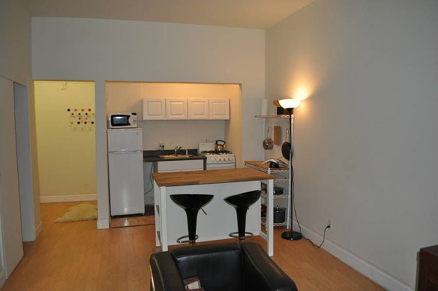2nd image of 133 W 13th St APT 2