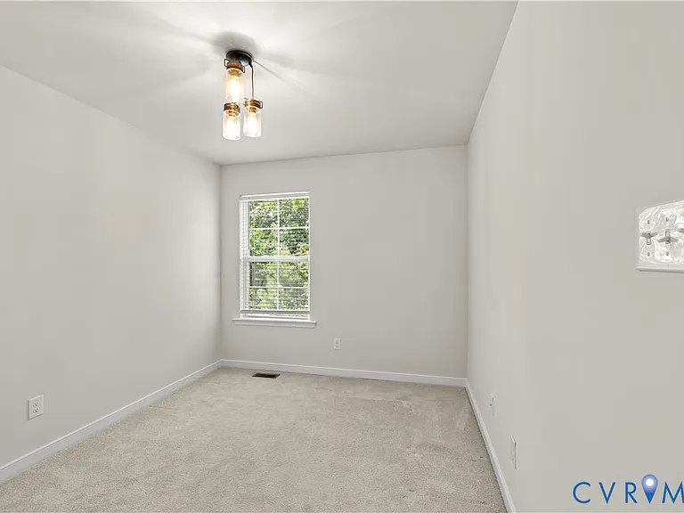 3372 Dewsberry Ln — Photo 15