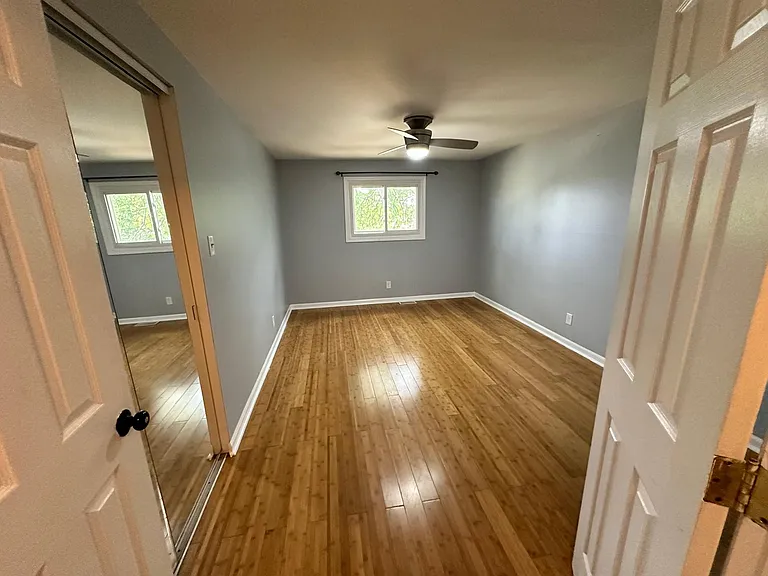 419 Providence Ct — Photo 5