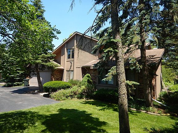 3rd image of 1734 Wildwood Ln