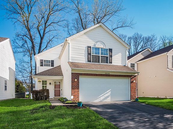 2nd image of 3038 Cumberland Woods Dr