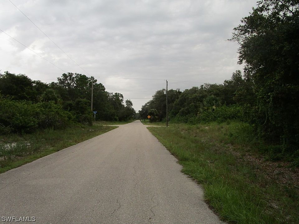 2nd image of 1818 Roosevelt Ave