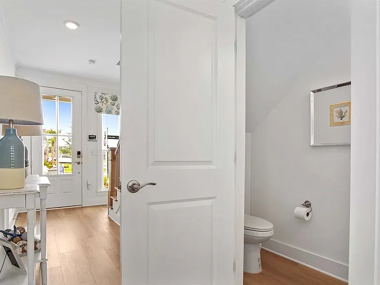 841 Walsonham Dr — Photo 8