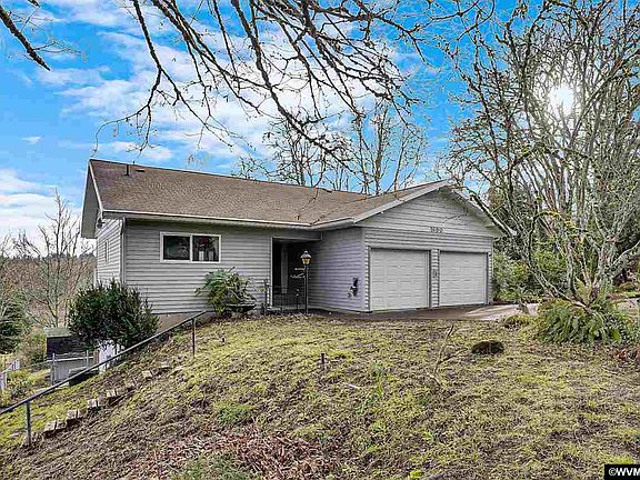 2nd image of 1690 Fair Oaks Way NW