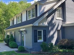 12004 Chippewa Rd, Brecksville, OH 44141