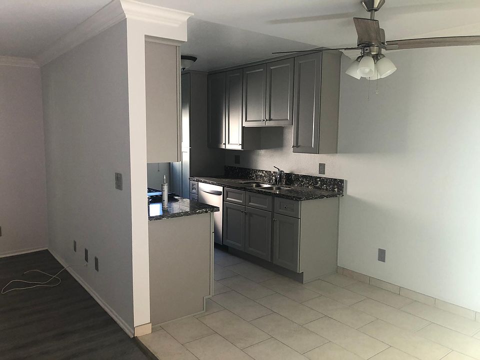 2nd image of 4320 Coldwater Canyon Ave