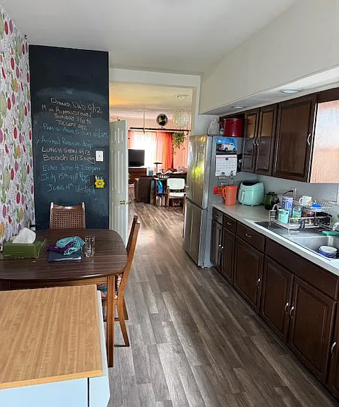3189 Almond St — Photo 5