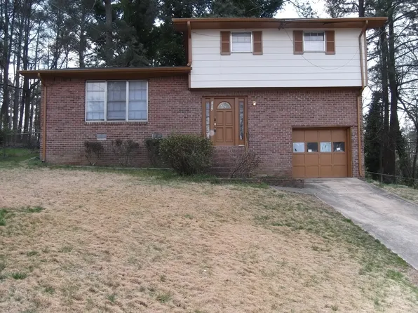 2806 E Hampton Ct SW, South Fulton, GA 30349