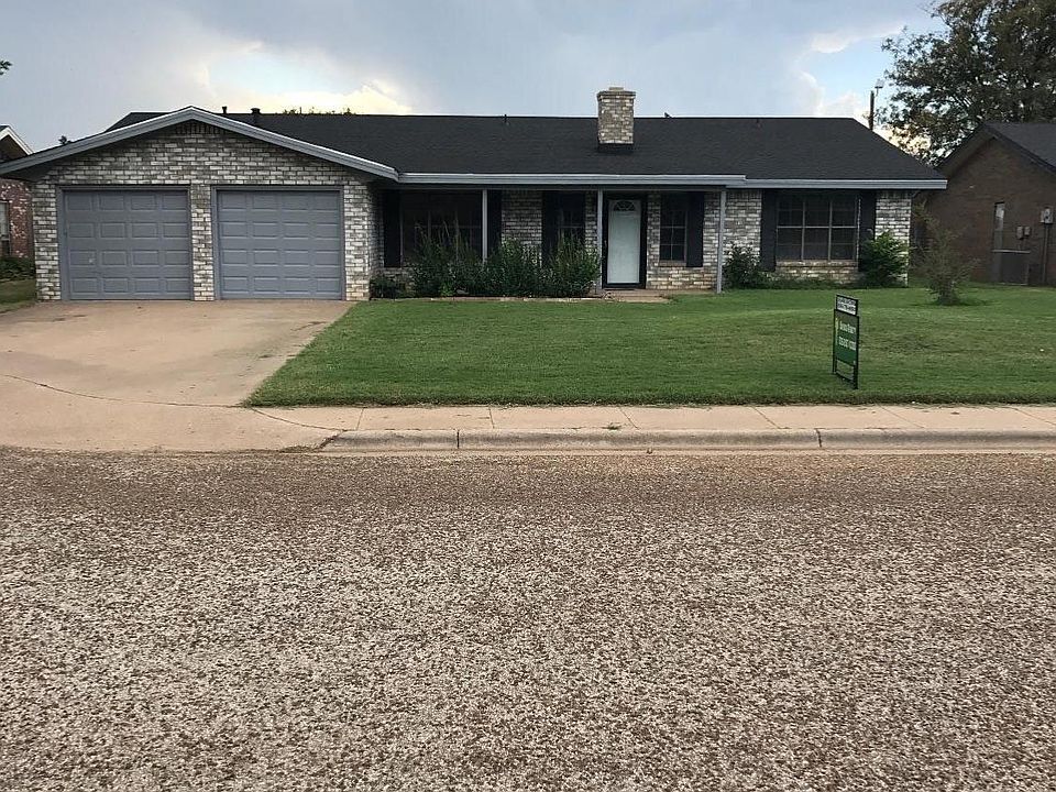 1st image of 106 Holly Cir