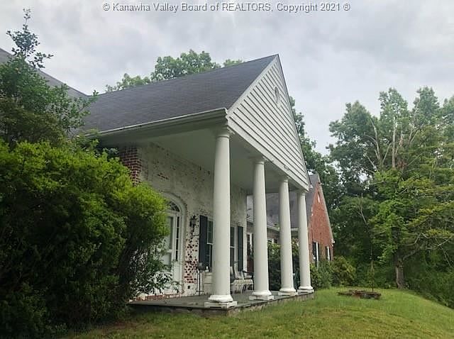 1st image of 1528 Thomas Cir